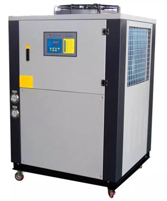 工業(yè)冷水機組,水冷型冷水機組，風(fēng)冷型冷水機組